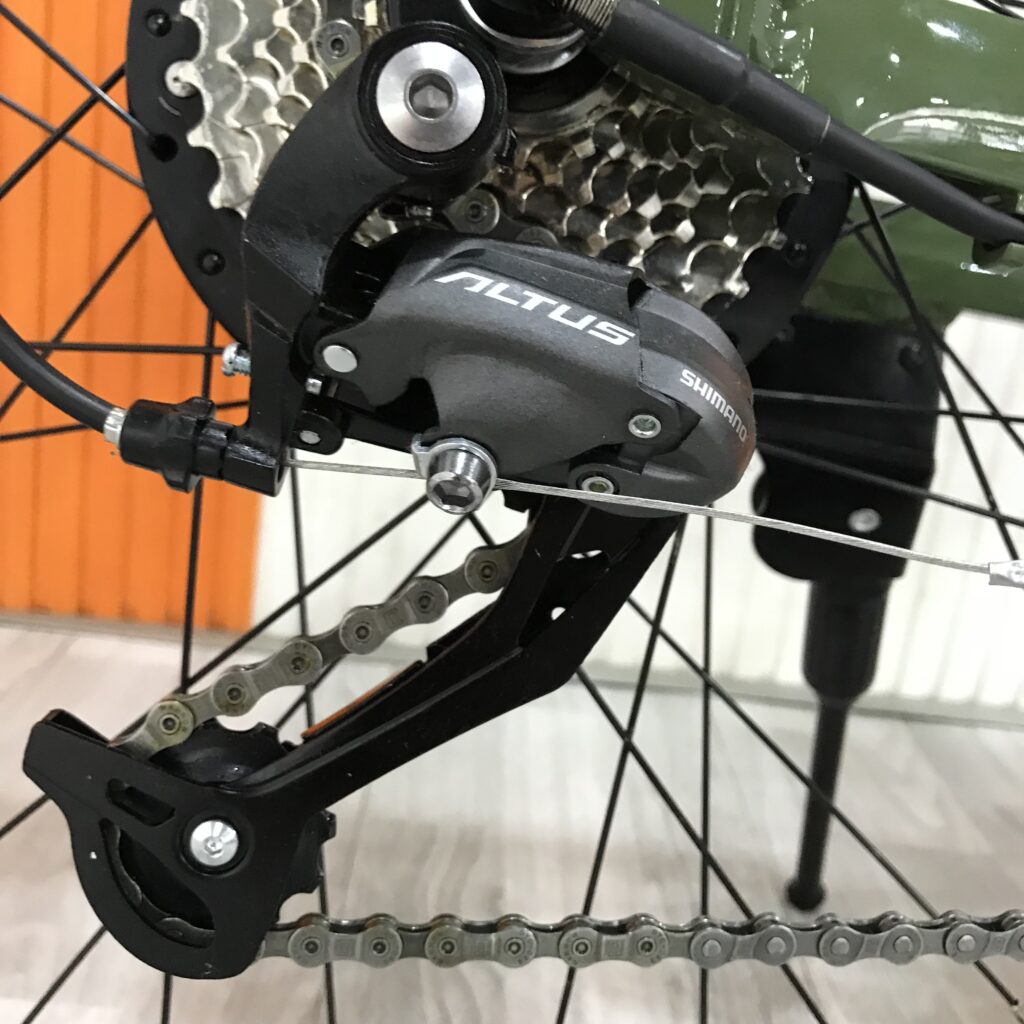 M003-Green-shimano-derailleru